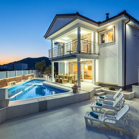 Luxury Villa Ivana Marina Exterior photo