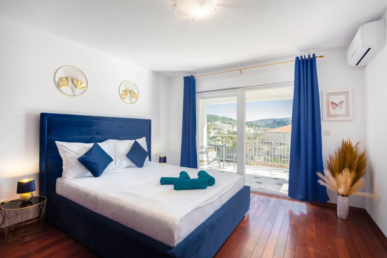 Luxury Villa Ivana Marina Exterior photo